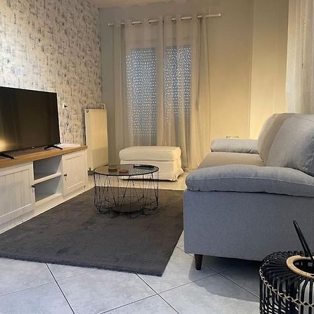 Letty'S Cozy Flat Apartment Peraia  Екстер'єр фото